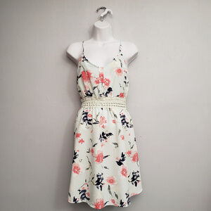 Sweet Wanderer Floral Mint Dress